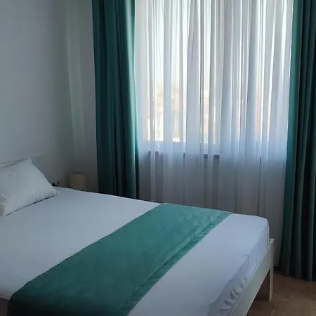 Cozy With Sea View And Free Parking פומורי