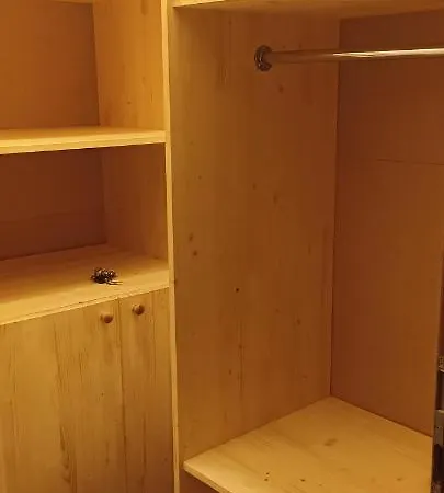 דירה Cozy With Sea View And Free Parking